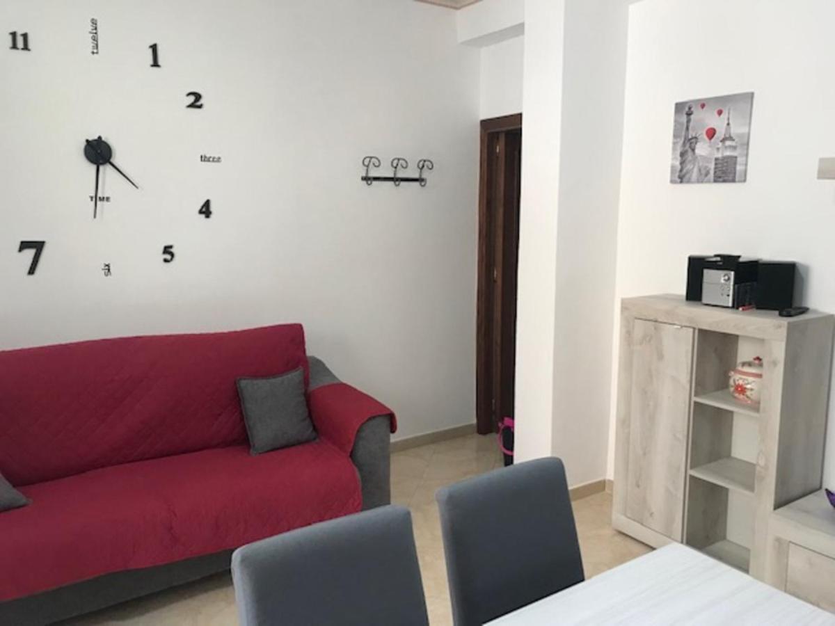 Appartamento 60 Mq A 800 Mt Dalla Spiaggia Capaci Luaran gambar